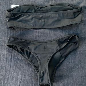 Coulbourne black chelsea/ Brooklyn set